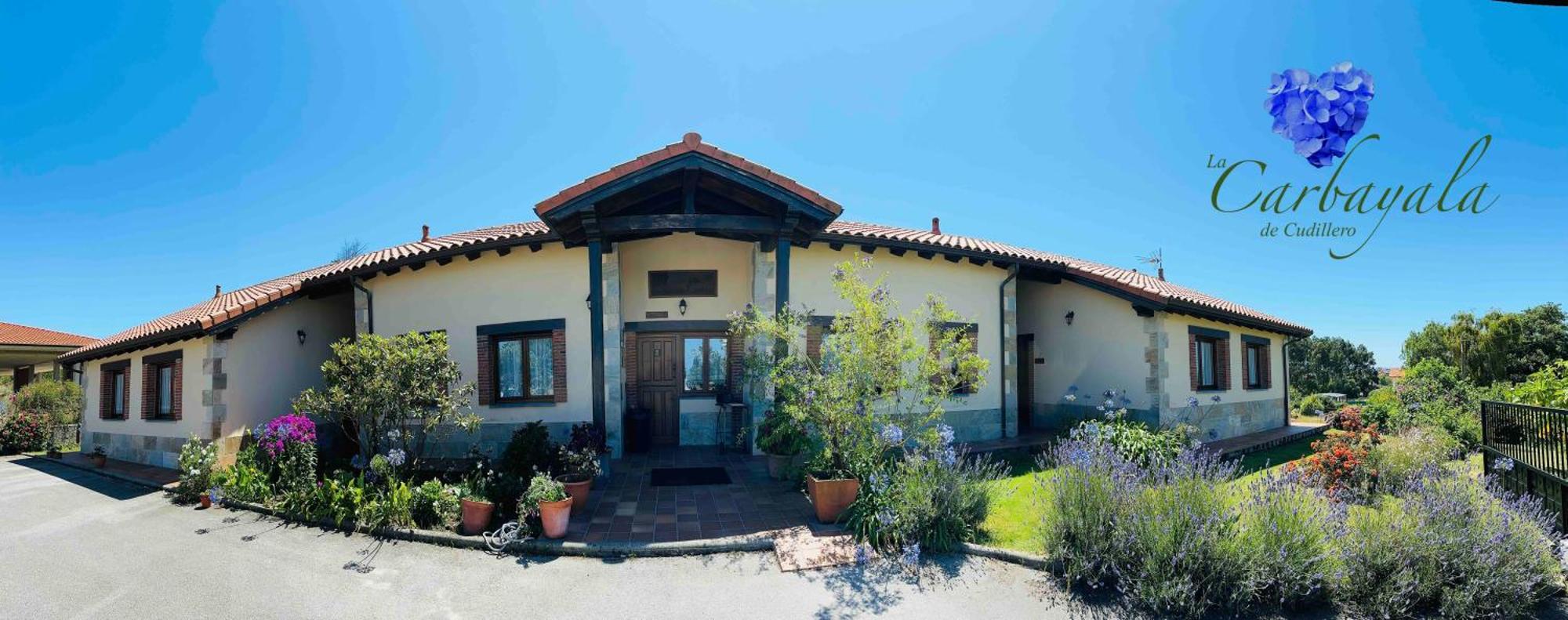 Apartamentos Rurales La Carbayala Ovinana  Exterior photo